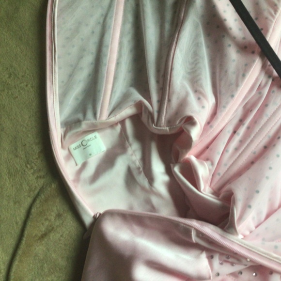 Pink prom dress - Picture 5 of 6